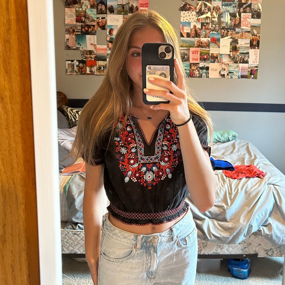 URBAN OUTFITTERS TOP